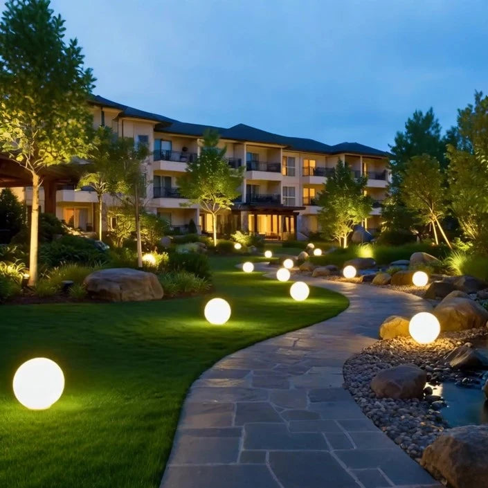 Lagom™ Spherical Garden Light